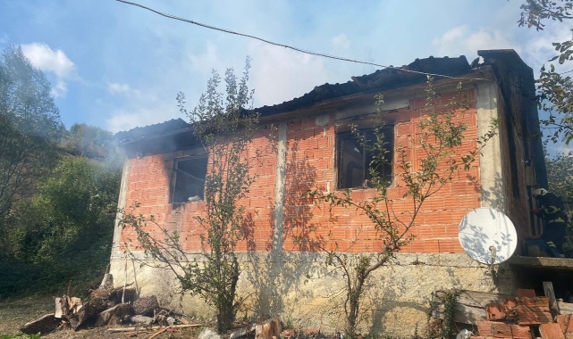 Alaçam'da yangın: 1 ölü