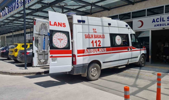 Annesi emzirirken uyuyunca nefessiz kalan bebek hayatını kaybetti