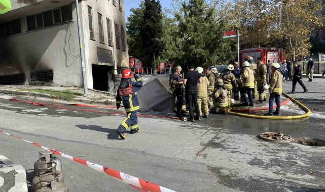 Bağcılar'da bir hurdacıda patlama meydana geldi: 5 yaralı