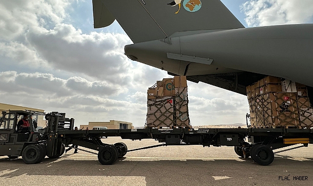 BAKAN KOCA: “4 UÇAK DOLUSU MALZEME MISIR’A GÖNDERİLMEYE BAŞLANDI”