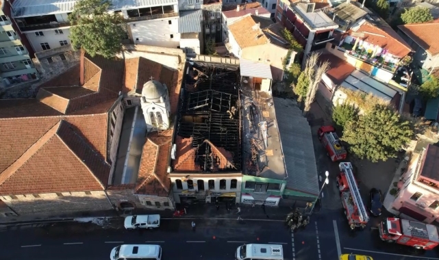 Balat Oyuncak Müzesi'nde yangında oluşan hasar gün ağarınca ortaya çıktı