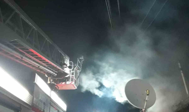 Balıkesir'de ev yangını