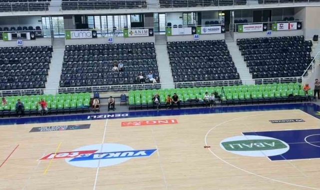 Basketbolda 2 farklı Guinness rekorunu kırdı