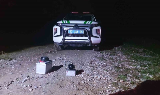 Bıldırcın avlamak için kurulan düzeneği jandarma çökertti