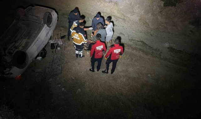 Burdur'da otomobil dereye uçtu: 4 yaralı