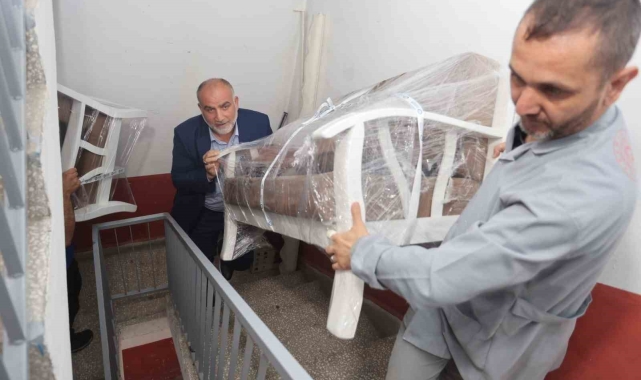 CAMEK'te üretilen mobilyalar ihtiyaç sahiplerine ulaştırılıyor