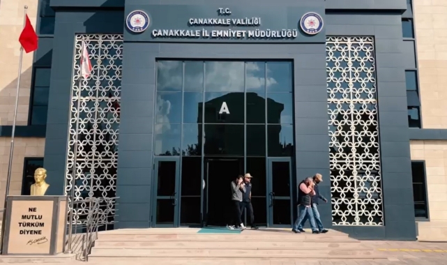 Çanakkale'de FETÖ operasyonunda gözaltına alınan 10 şüpheli adliyeye sevk edildi