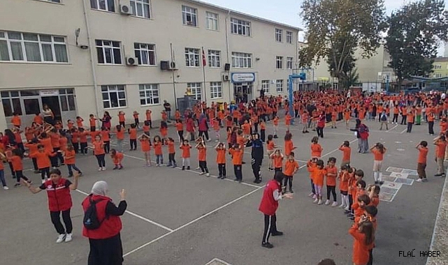 ÇOCUKLAR DOYASIYA EĞLENDİ