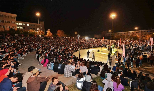 Denizli'de Cumhuriyet'in 100. yılına özel gençlik festivali düzenleniyor