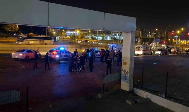 Diyarbakır'da düğün salonunda akrabalar arasında bıçaklı kavga: 2 yaralı