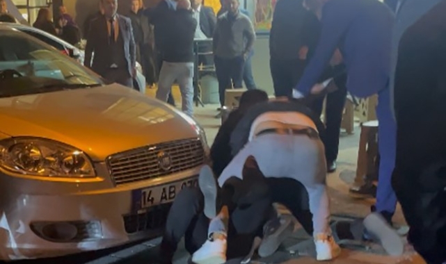 Düğün salonunda ortalık karıştı: Tekme tokat kavga ettiler