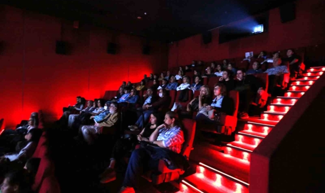 Efeler'in Film Festivali devam ediyor