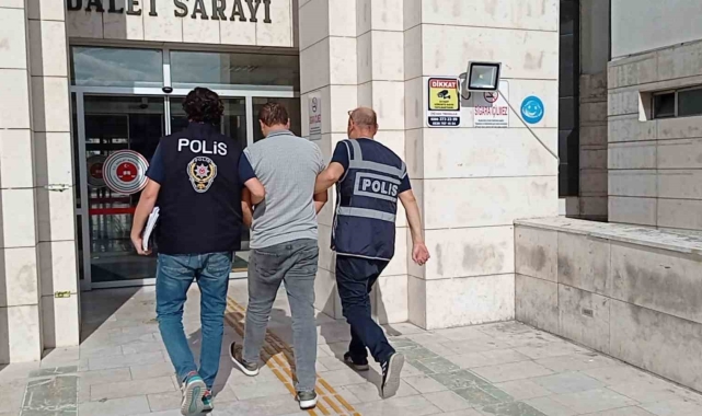 EFT'yle dolandıran şüpheli polise yakalandı