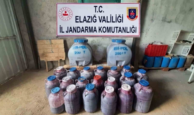 Elazığ'da 11 bin 237 litre kaçak şarap ele geçirildi