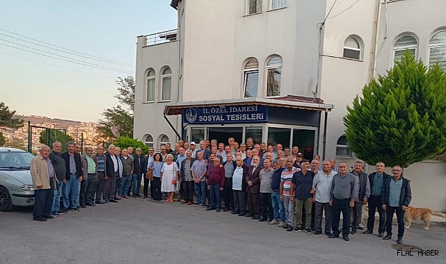 EMEKLİLER ANILARINI TAZELEDİ