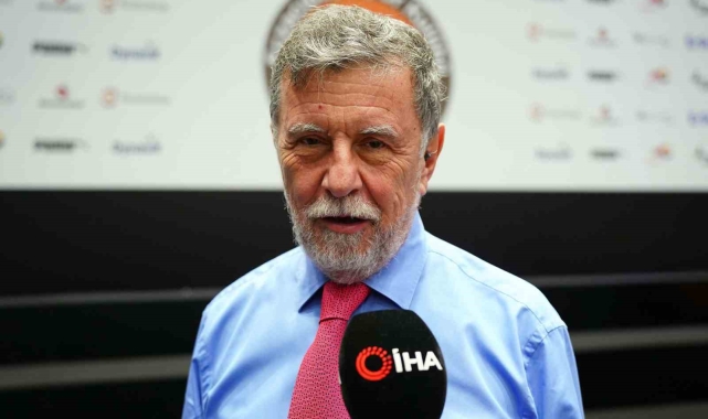 Faruk Eczacıbaşı: "Hedefimiz tüm kulvarlarda şampiyonluk"