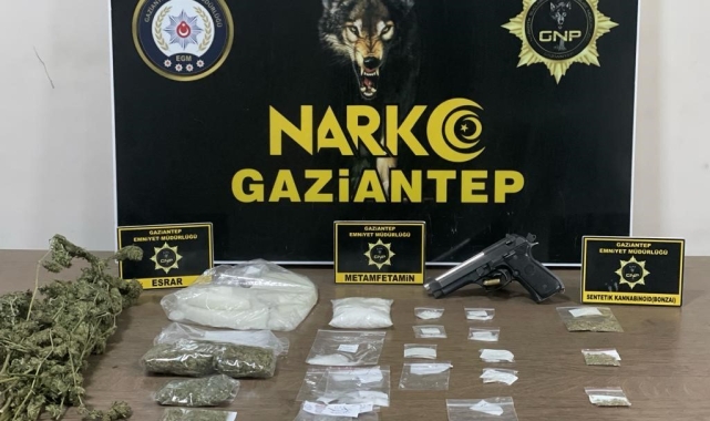 Gaziantep'te 14 sokak satıcısı tutuklandı