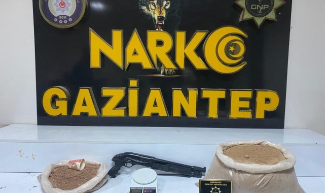 Gaziantep'te 22 kilo eroin ele geçirildi: 3 şahıs tutuklandı