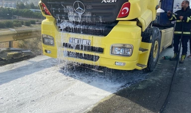 Hatay'da bir tır alev aldı