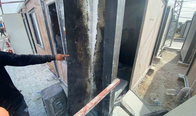 Hatay'da konteynerde yangın çıktı
