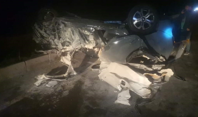 Hurdaya dönen araçtan sağ kurtuldu