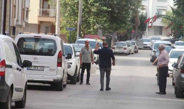 İcra memurunu karşısında gören kiracı, tahliyeyi benzin bidonuyla engellemeye çalıştı