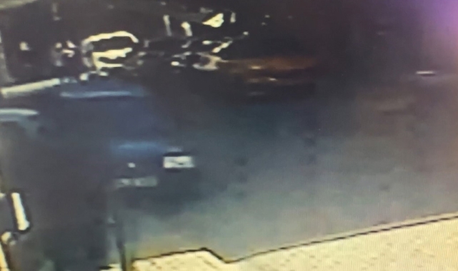 İstanbul'da bir garip bıçaklı kavga: Birbirlerini bıçaklayıp alışverişe gittiler