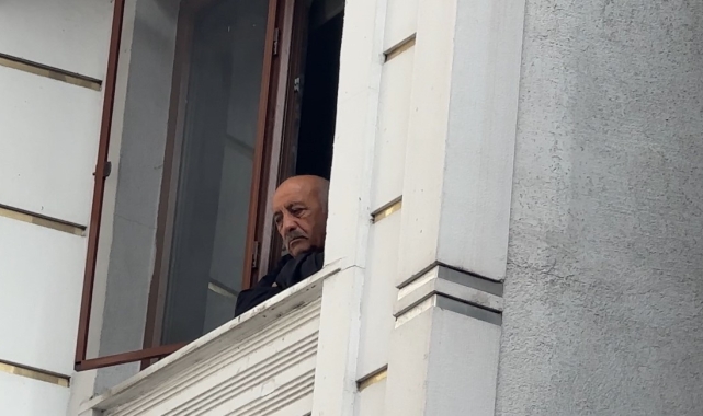 İstanbul'da film gibi olay: Kaza yapıp kaçtı, kadının evine girip bıçakla tehdit etti