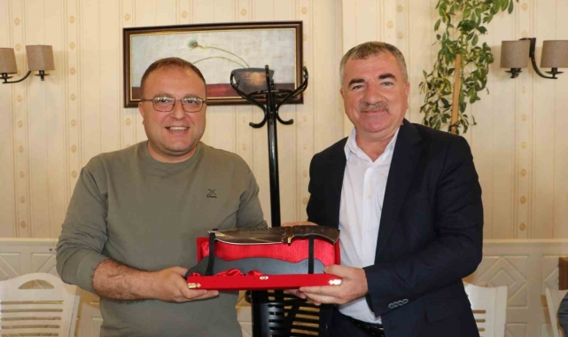 Kaymakam Nayman'a veda yemeği