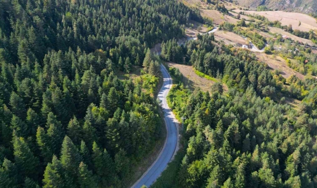 Kırsalın yol sorunu çözülüyor