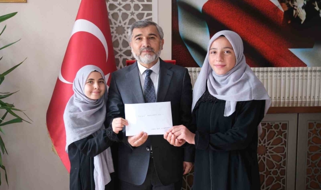 Kız Kur'an Kursu öğrencileri arasında resim ve şiir yarışması düzenlendi