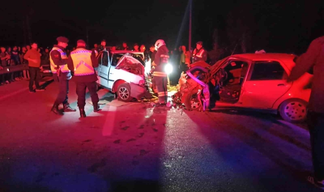 Konya'da 3 aracın karıştığı kazada 1 kişi öldü, 3 kişi yaralandı
