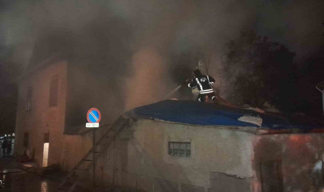 Konya'da ev yangını