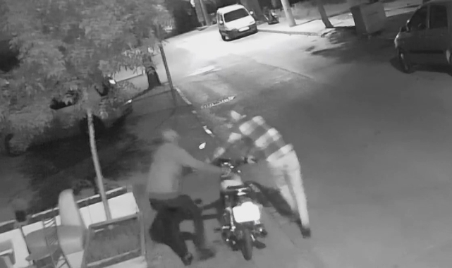 Konya'dan trenle Karaman'a gelip motosiklet çalan 4 şüpheli tutuklandı