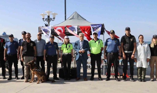 Kuşadası emniyetinden 100. yıla özel sergi