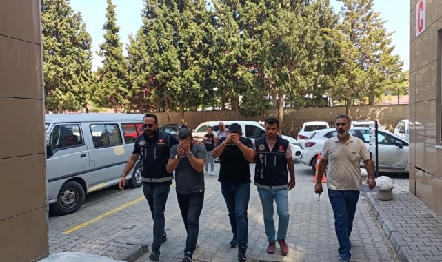 Manisa Emniyeti'nden uyuşturucu satıcılarına nokta operasyon: 26 tutuklama