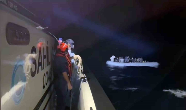 Marmaris'te 39 düzensiz göçmen kurtarıldı