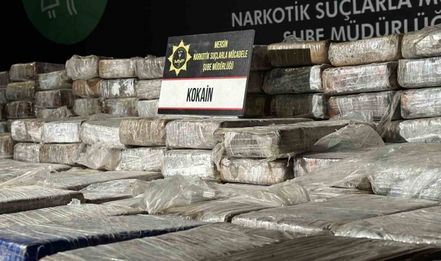 Mersin Limanı'nda 610 kilogram kokain ele geçirildi