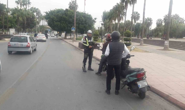 Mersin'de kural ihlali yapan sürücülere ceza yağdı