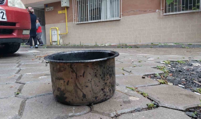 Ocakta unutulan tencere yandı: 1 yaralı