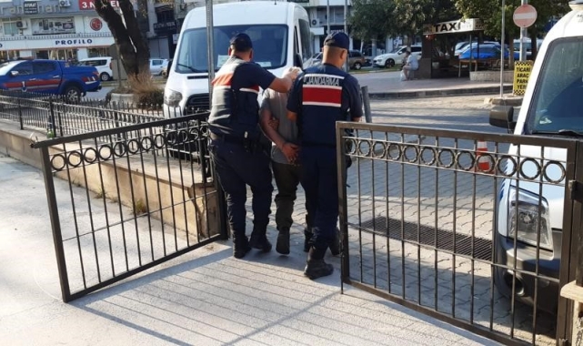 Ormanı yakmaya çalışan şahıs ve azmettiricisi yakalandı