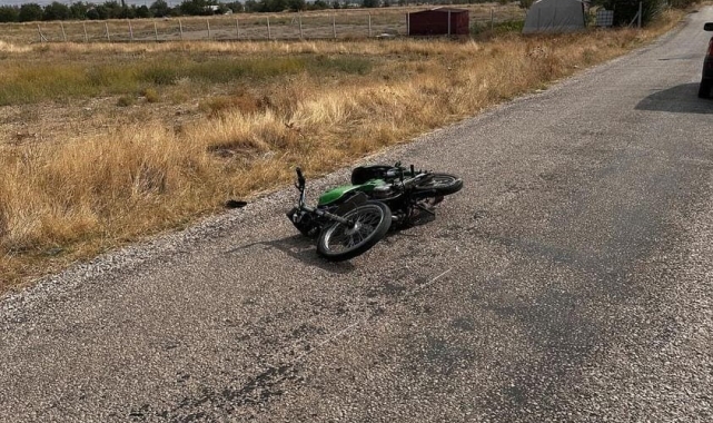 Otomobil ile çarpışan motosikletin sürücüsü hayatını kaybetti