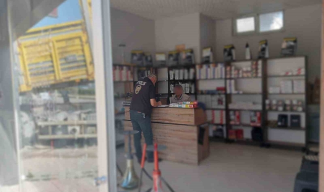 Polis ekiplerinden okul çevrelerinde denetim