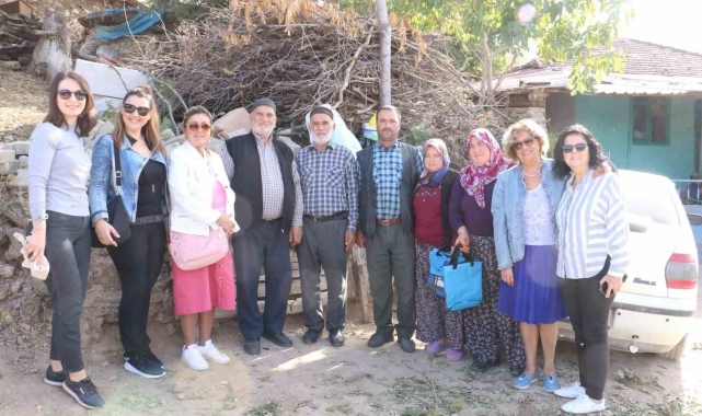 Salihli'nin Çelikli Mahallesi'nde yüzler gülüyor