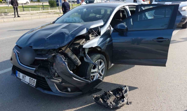 Samsun'da kavşakta kaza: 3 yaralı