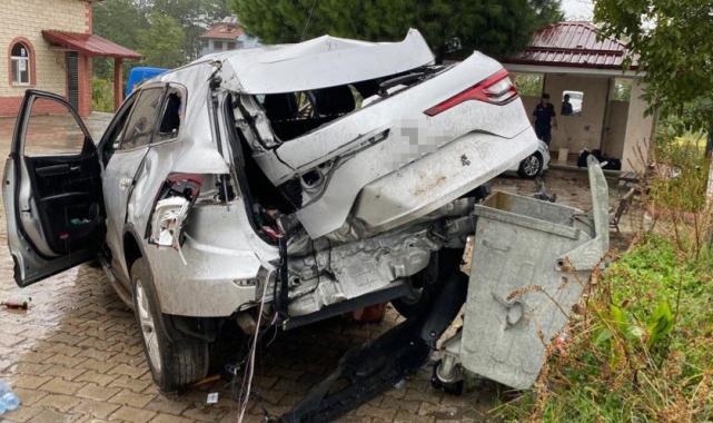 Samsun'da otomobil takla attı: 3 yaralı