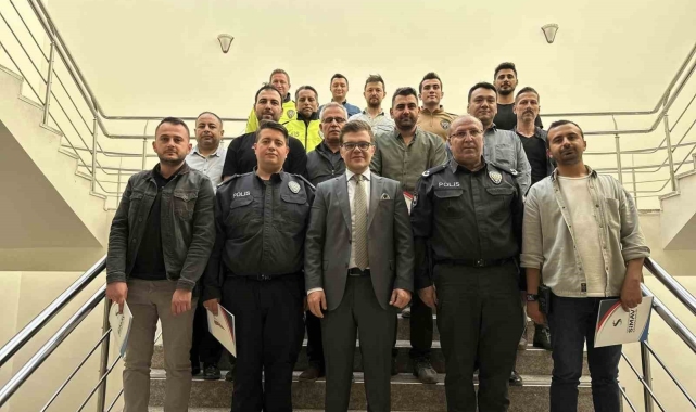 Simav İlçe Emniyet Müdürlüğü personeline başarı belgesi