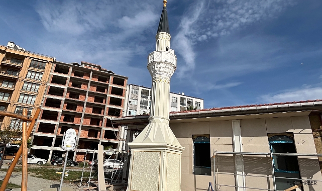 SİNOP'TA MİNARE YERİNE YERLEŞTİRİLDİ