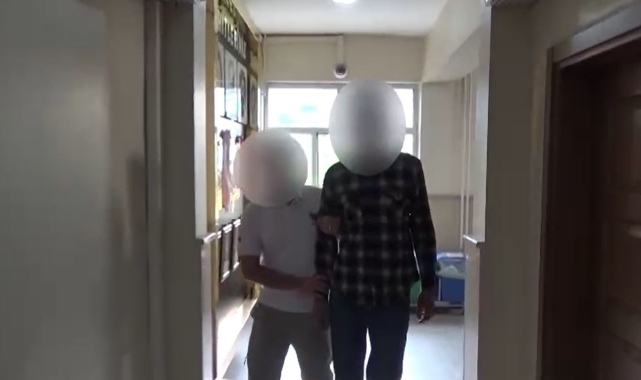 Sosyal medya üzerinden kandırılarak terör örgütüne katılan terörist teslim oldu