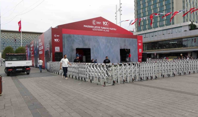 Taksim, Cumhuriyetin 100. kuruluş yıl dönümü için hazırlanıyor